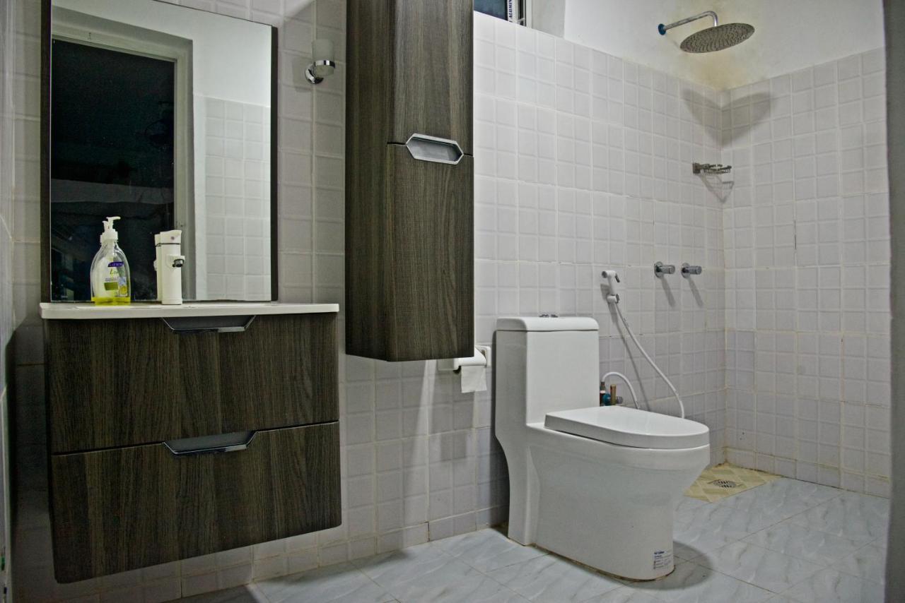 Meck'S Inn Lodge Нунгві Екстер'єр фото